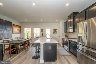 2703 Chelsea Willows Wy, Hyattsville, MD 20782 - Photo 12