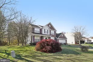 10019 Graystone Dr, Upper Marlboro, MD 20772 - Photo 2