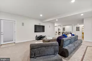 327 Panora Way, Upper Marlboro, MD 20774 - Photo 48