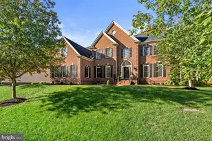 327 Panora Way, Upper Marlboro, MD 20774 - Photo 2