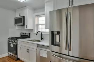 2123 Ruatan St, Hyattsville, MD 20783 - Photo 10