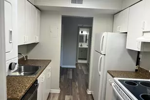 6928 Hanover Pkwy, Greenbelt, MD 20770 - Photo 8