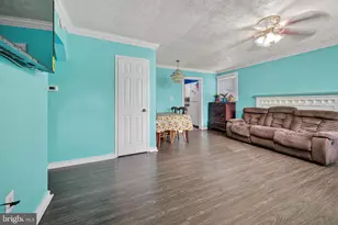 8110 19th Pl, Hyattsville, MD 20783 - Photo 6