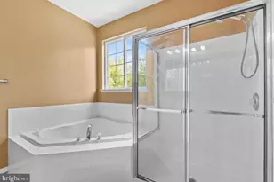 5610 Hartfield, Suitland, MD 20746 - Photo 8