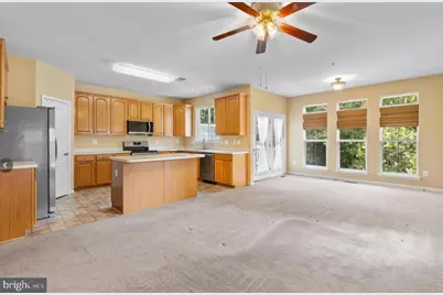 5610 Hartfield, Suitland, MD 20746 - Photo 4