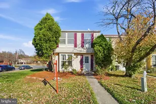 2827 Nestor Ct, Bowie, MD 20716 - Photo 2