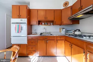 8403 Eureka St, District Heights, MD 20747 - Photo 6