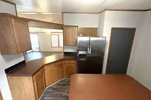 8601 Temple Hills Rd, Temple Hills, MD 20748 - Photo 6