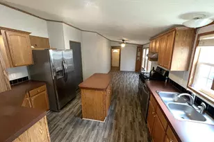 8601 Temple Hills Rd, Temple Hills, MD 20748 - Photo 2