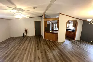 8601 Temple Hills Rd, Temple Hills, MD 20748 - Photo 10