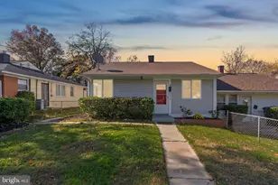 2014 Barlowe Pl, Landover, MD 20785 - Photo 2