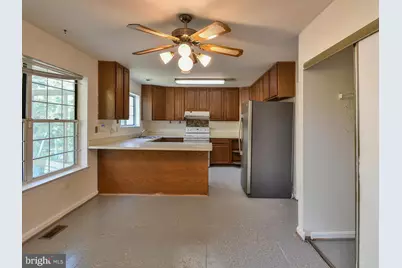 7906 Kara Court, Greenbelt, MD 20770 - Photo 18