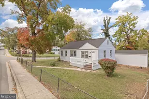 6110 Drylog St, Capitol Heights, MD 20743 - Photo 2