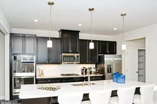 5611 Greenpoint Ln, Upper Marlboro, MD 20772 - Photo 10