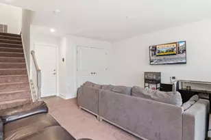 237 Phoenix Dr, Upper Marlboro, MD 20774 - Photo 4