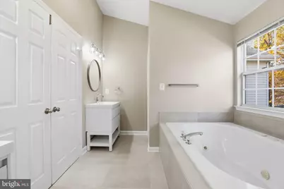 5704 Lyngate Court, Lanham, MD 20706 - Photo 24
