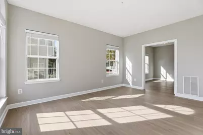 5704 Lyngate Court, Lanham, MD 20706 - Photo 8