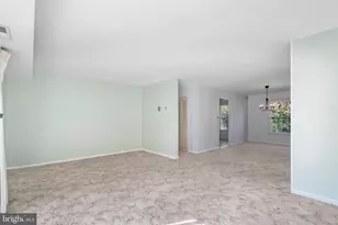 6024 Westchester Park Dr, College Park, MD 20740 - Photo 4