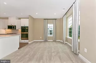 10722 Presidential Pkwy, Upper Marlboro, MD 20772 - Photo 12