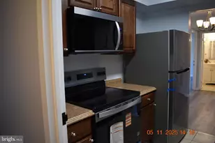 6926 Hanover Pkwy, Greenbelt, MD 20770 - Photo 2