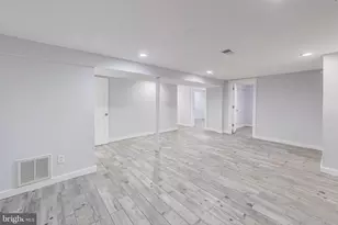 9413 Van Buren St, Lanham, MD 20706 - Photo 20