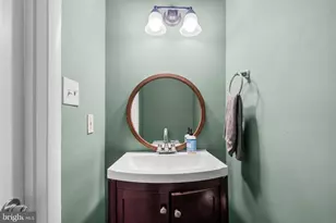 8112 Fenwick Ct, Laurel, MD 20707 - Photo 14