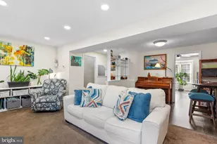 8112 Fenwick Ct, Laurel, MD 20707 - Photo 12