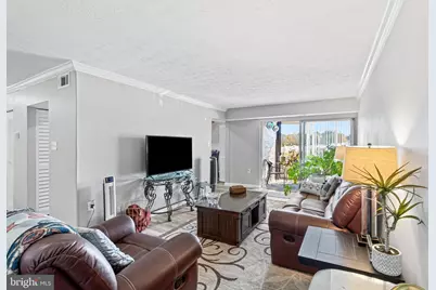 7728 Hanover Parkway #304, Greenbelt, MD 20770 - Photo 10