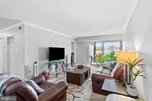 7728 Hanover Pkwy, Greenbelt, MD 20770 - Photo 10