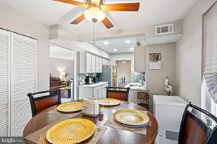 7728 Hanover Pkwy, Greenbelt, MD 20770 - Photo 14