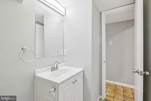 8202 Canning Terrace, Greenbelt, MD 20770 - Photo 16