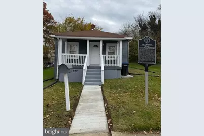 709 62nd Avenue, Capitol Heights, MD 20743 - Photo 2