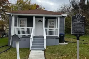 709 62nd Ave, Capitol Heights, MD 20743 - Photo 2