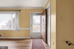 7507 Dover Ln, Lanham, MD 20706 - Photo 4