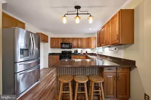 7507 Dover Ln, Lanham, MD 20706 - Photo 8