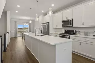 4810 Vista Glen Ln, Lanham, MD 20706 - Photo 6