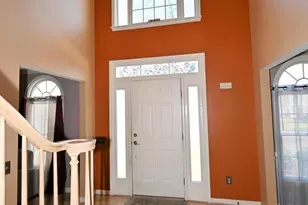 7729 Castle Rock Dr, Clinton, MD 20735 - Photo 2