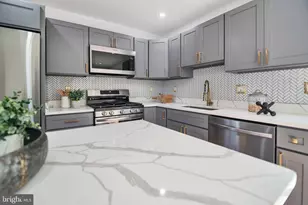 17126 Fairway View Ln, Upper Marlboro, MD 20772 - Photo 2