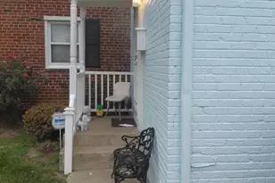 2561 Colebrooke Dr, Temple Hills, MD 20748 - Photo 2