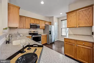 14218 Hampshire Hall Ct, Upper Marlboro, MD 20772 - Photo 16