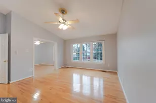 9407 Copernicus Dr, Lanham, MD 20706 - Photo 26