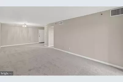 9200 Edwards Way #811, Hyattsville, MD 20783 - Photo 6