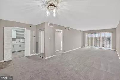 9200 Edwards Way #811, Hyattsville, MD 20783 - Photo 2