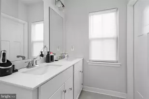 1109 Patuxent Greens Dr, Laurel, MD 20708 - Photo 42