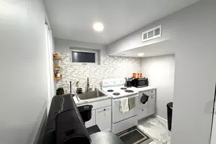 6525 Kenova St, District Heights, MD 20747 - Photo 2