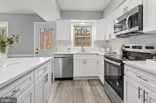 6908 Greenwood Dr, Glenn Dale, MD 20769 - Photo 20