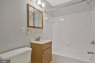 5601 Parker House Terrace, Hyattsville, MD 20782 - Photo 32