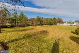 13400 Oaklands Manor Dr, Laurel, MD 20708 - Photo 52