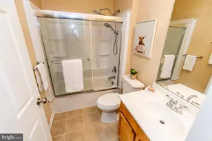 13400 Oaklands Manor Dr, Laurel, MD 20708 - Photo 40