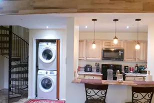 9709 Lake Pointe Ct, Upper Marlboro, MD 20774 - Photo 2